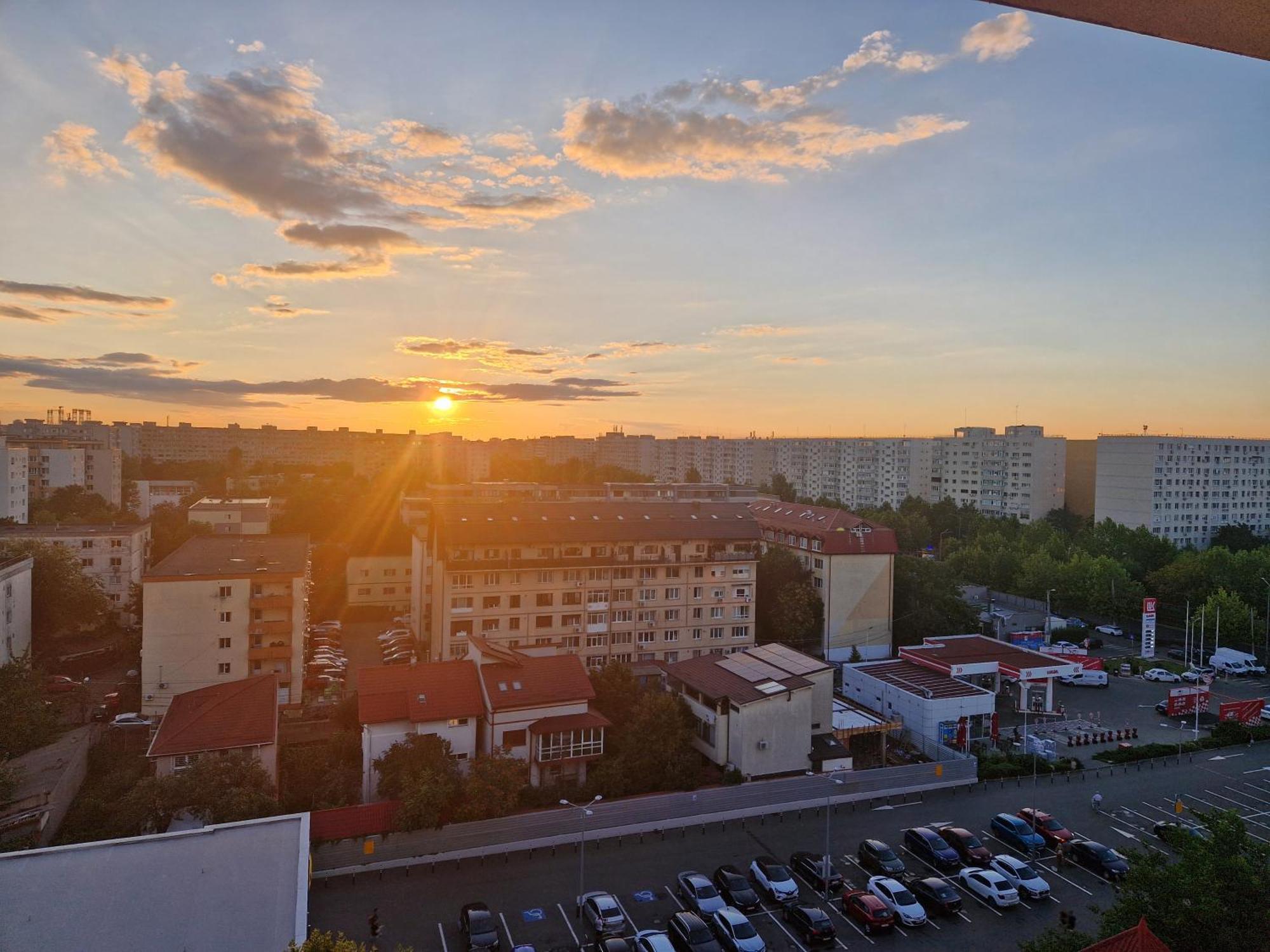 Irema Sunset View Studio Pallady Bucarest Esterno foto