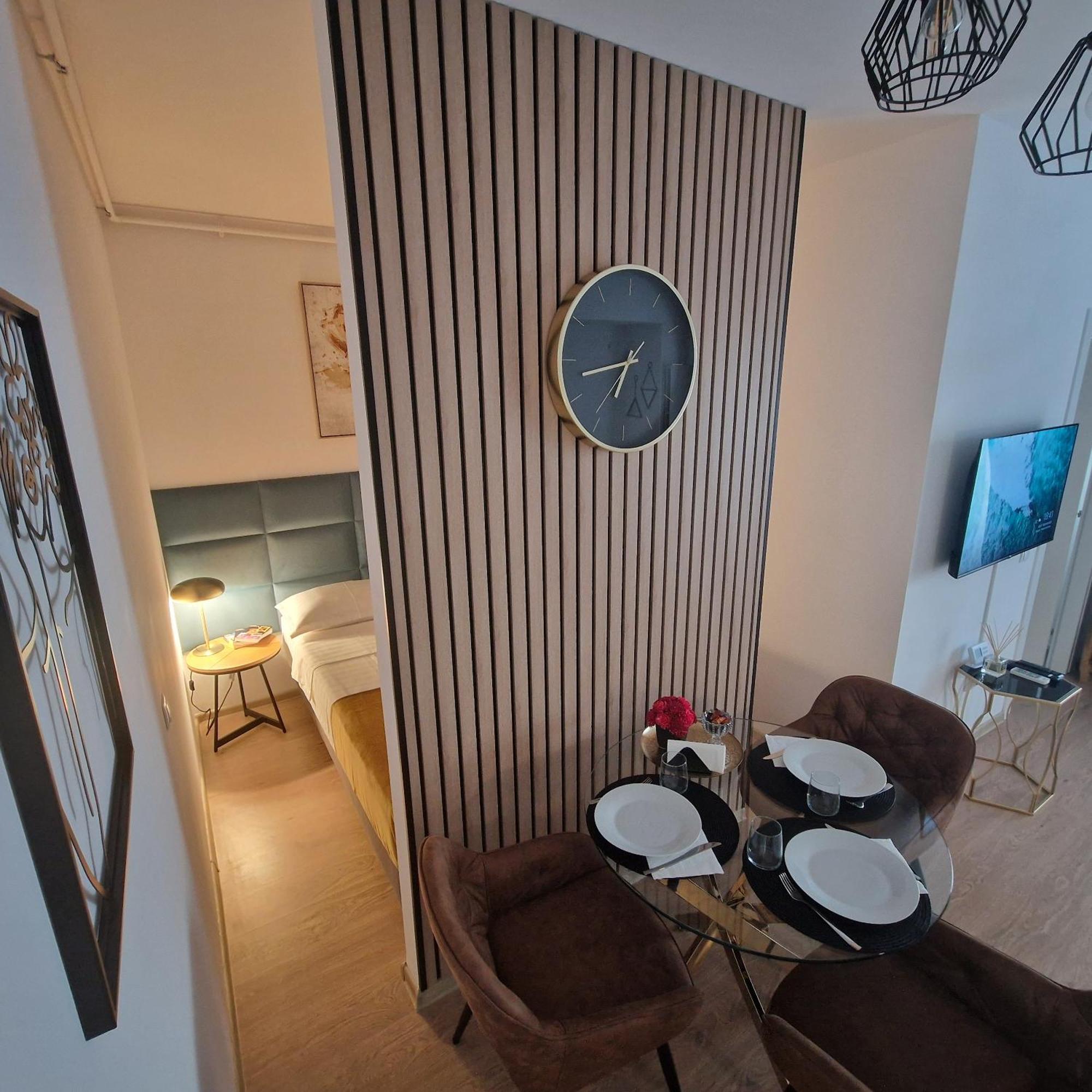 Irema Sunset View Studio Pallady Bucarest Esterno foto