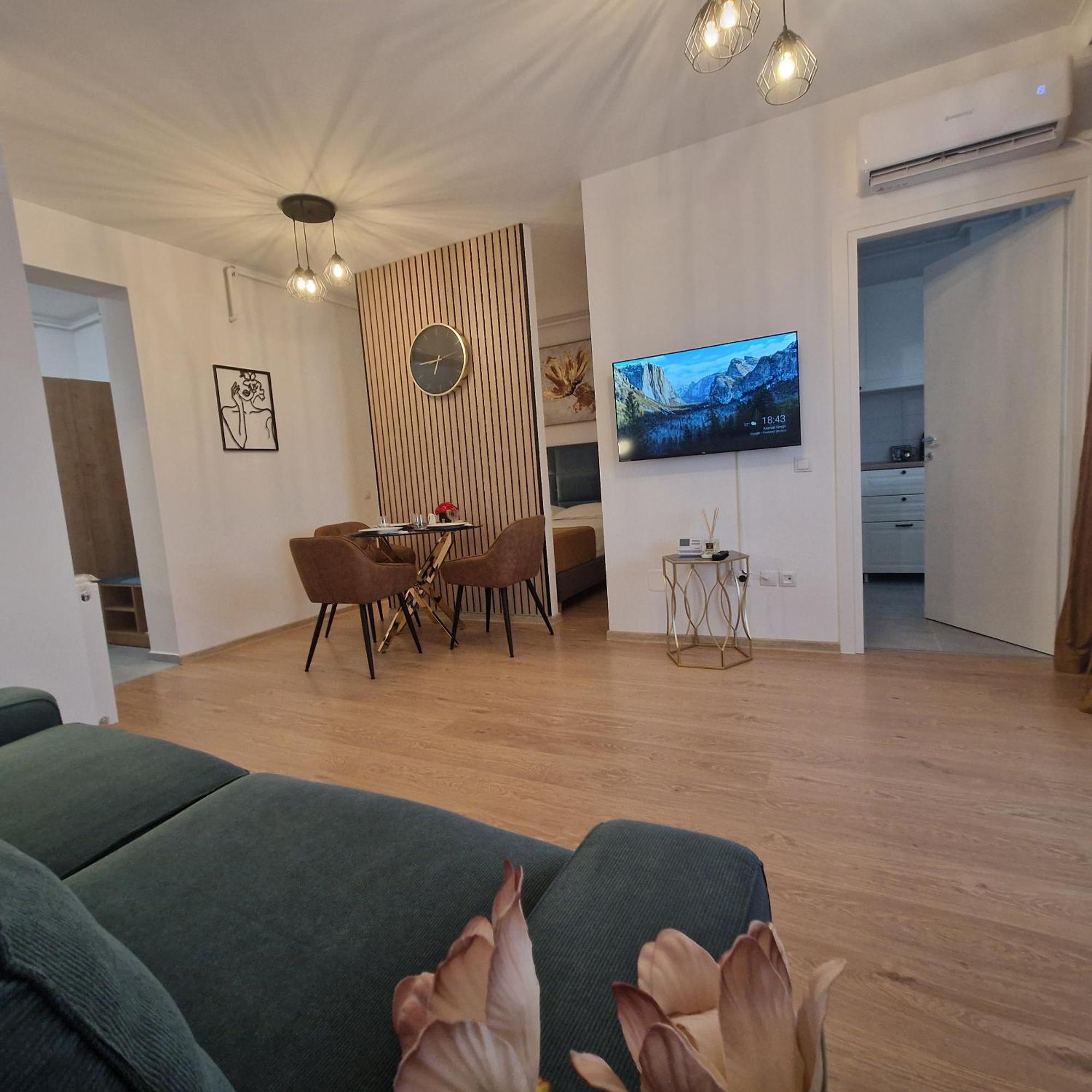 Irema Sunset View Studio Pallady Bucarest Esterno foto